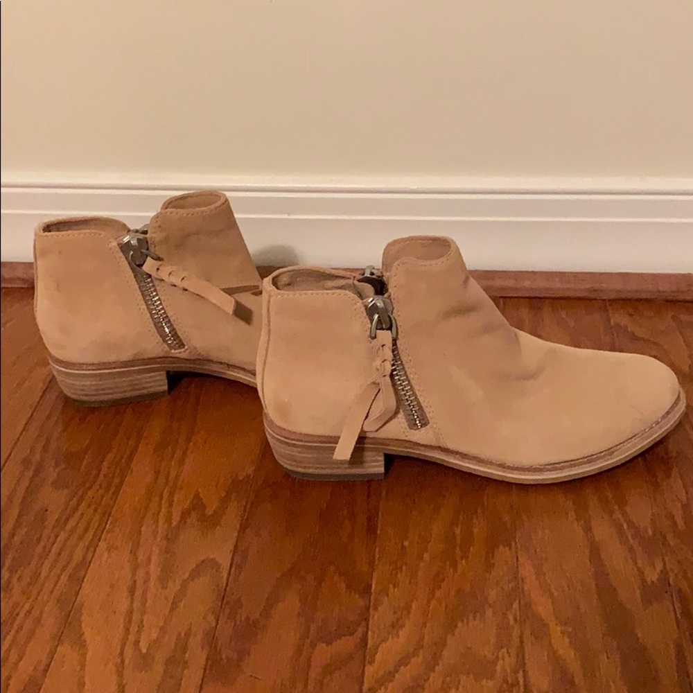 Dolce Vita- size 6.5 Never worn Paid 105.00